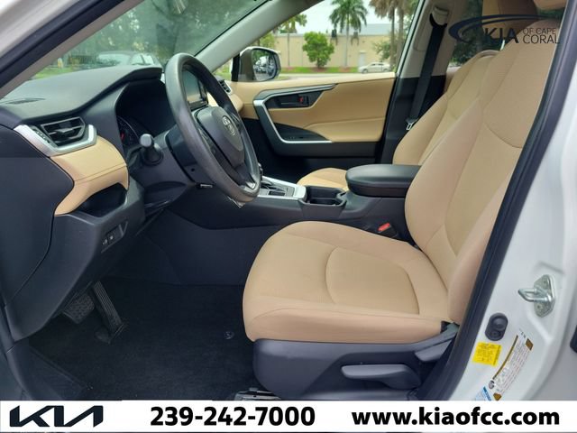 Used 2020 Toyota RAV4 LE w/ All Weather Liner Package AWD/4WD image 20