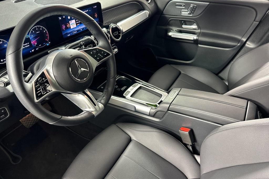 Certified 2026 Mercedes-Benz GLB 250 4MATIC image 12