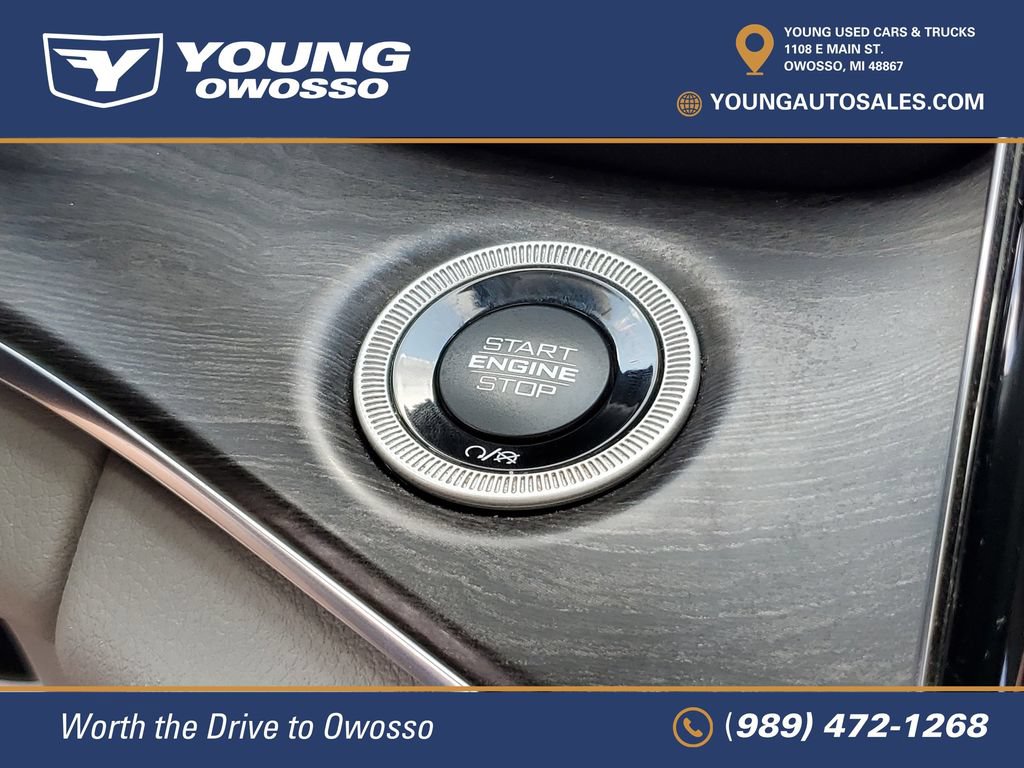 Used 2022 Jeep Grand Cherokee Overland w/ Luxury Tech Group IV AWD/4WD image 16