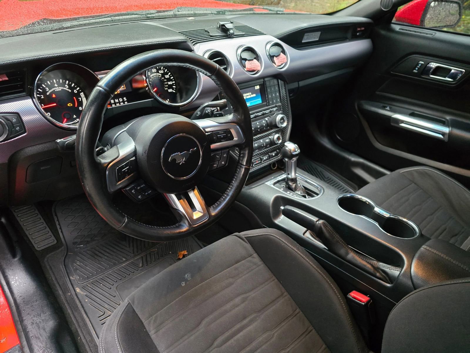 Used 2016 Ford Mustang Coupe image 15