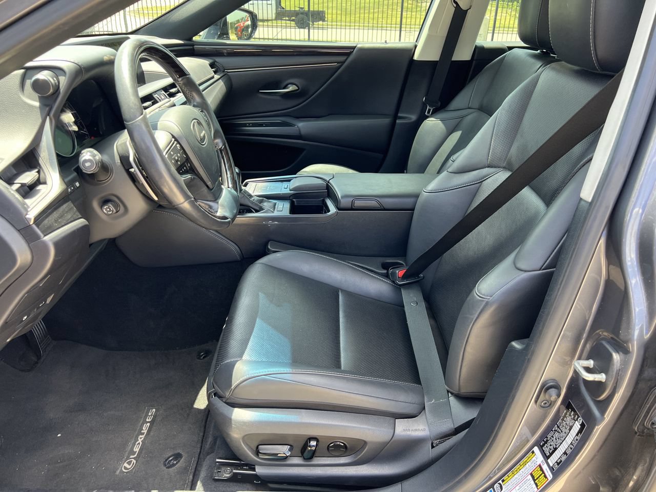 Used 2021 Lexus ES 250 w/ Premium Package AWD/4WD image 6