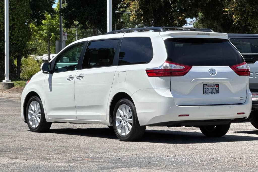Used 2015 Toyota Sienna XLE w/ XLE Navigation Package AWD/4WD image 5