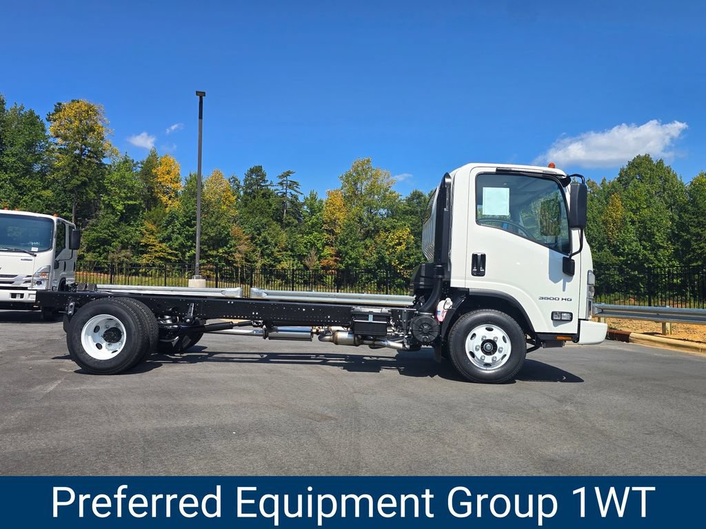 New 2027 Chevrolet Low Cab Forward RWD image 2
