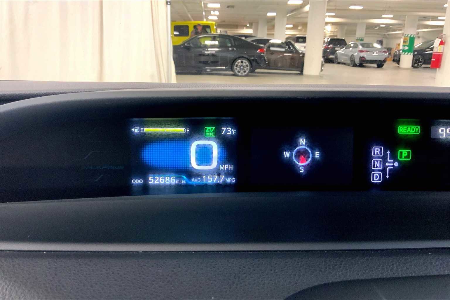 Used 2017 Toyota Prius Prime Advanced image 25
