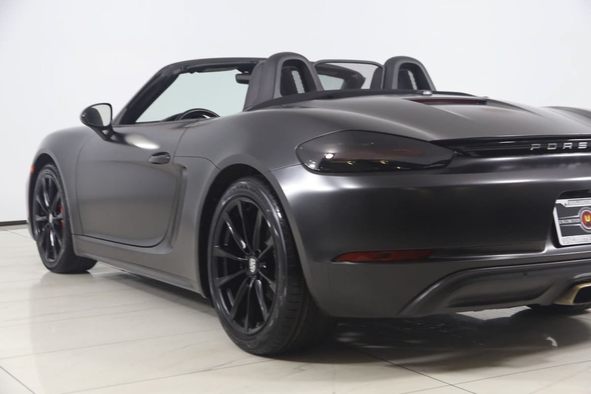 Used 2017 Porsche 718 Boxster RWD image 54