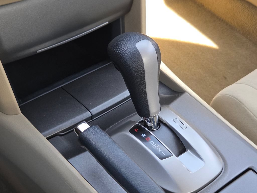 Used 2012 Honda Accord LX image 33