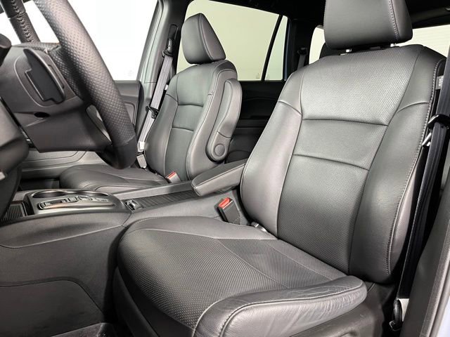 Used 2023 Honda Passport EX-L image 17