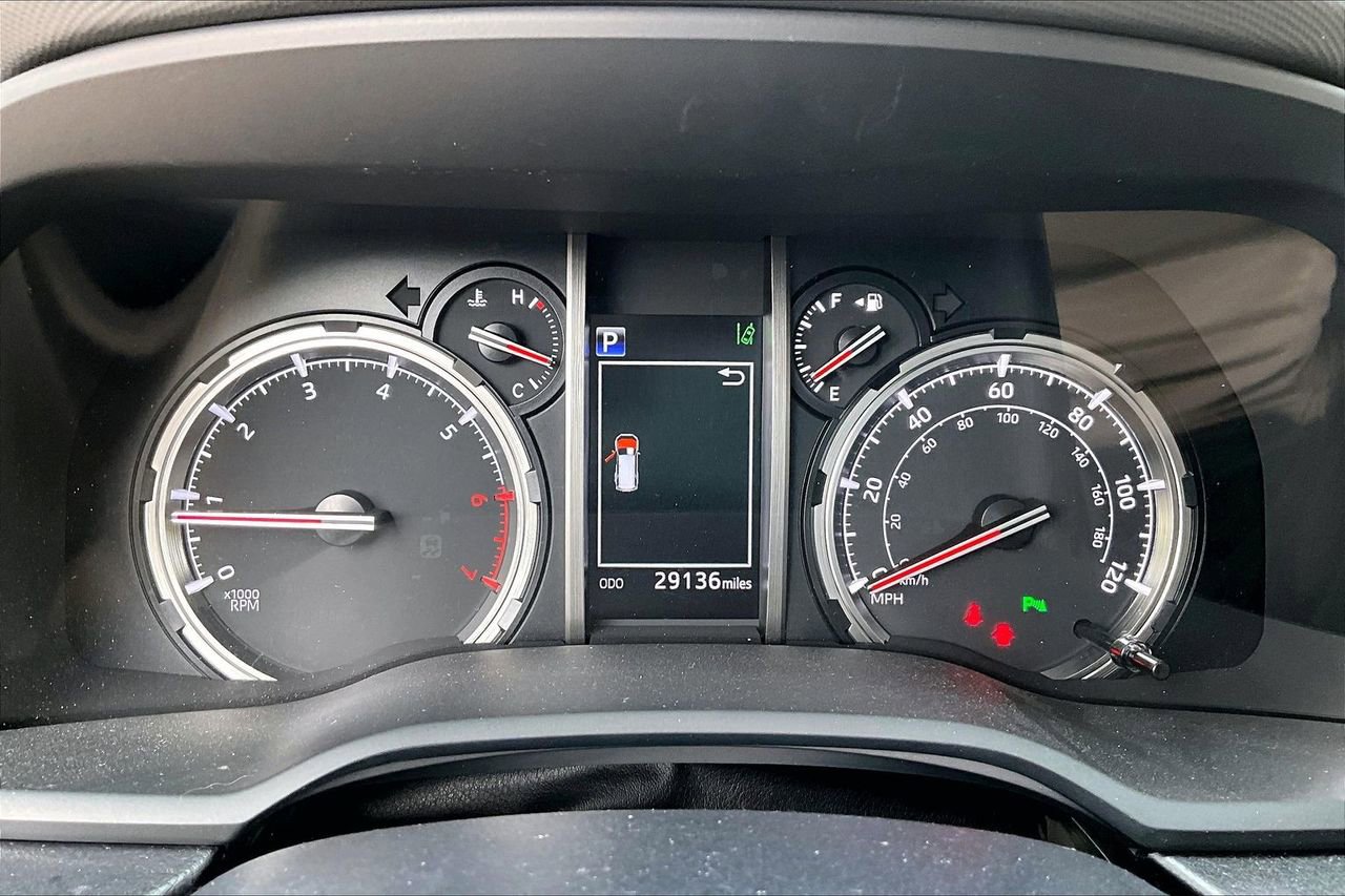 Used 2022 Toyota 4Runner Limited AWD/4WD image 12