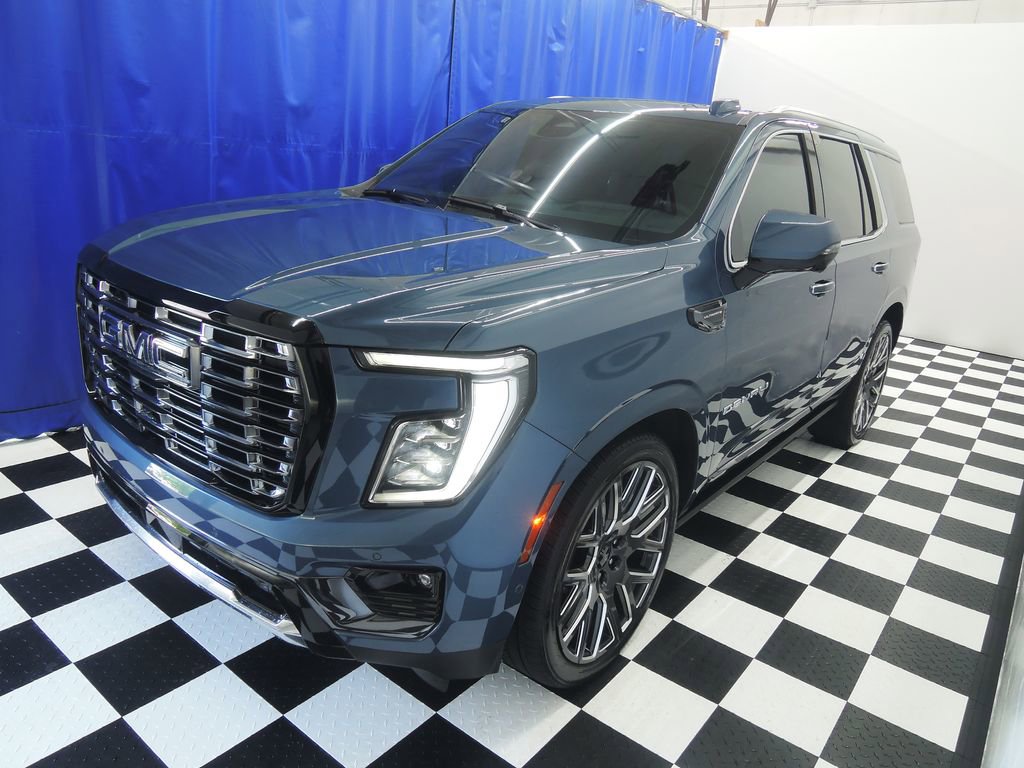 Used 2025 GMC Yukon Denali Ultimate AWD/4WD image 3