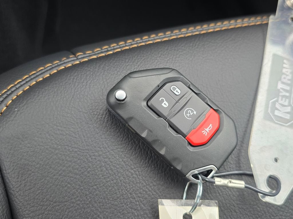 New 2025 Jeep Wrangler Sahara w/ Safety Group image 13