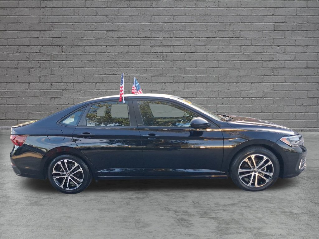 Certified 2023 Volkswagen Jetta Sport FWD image 12