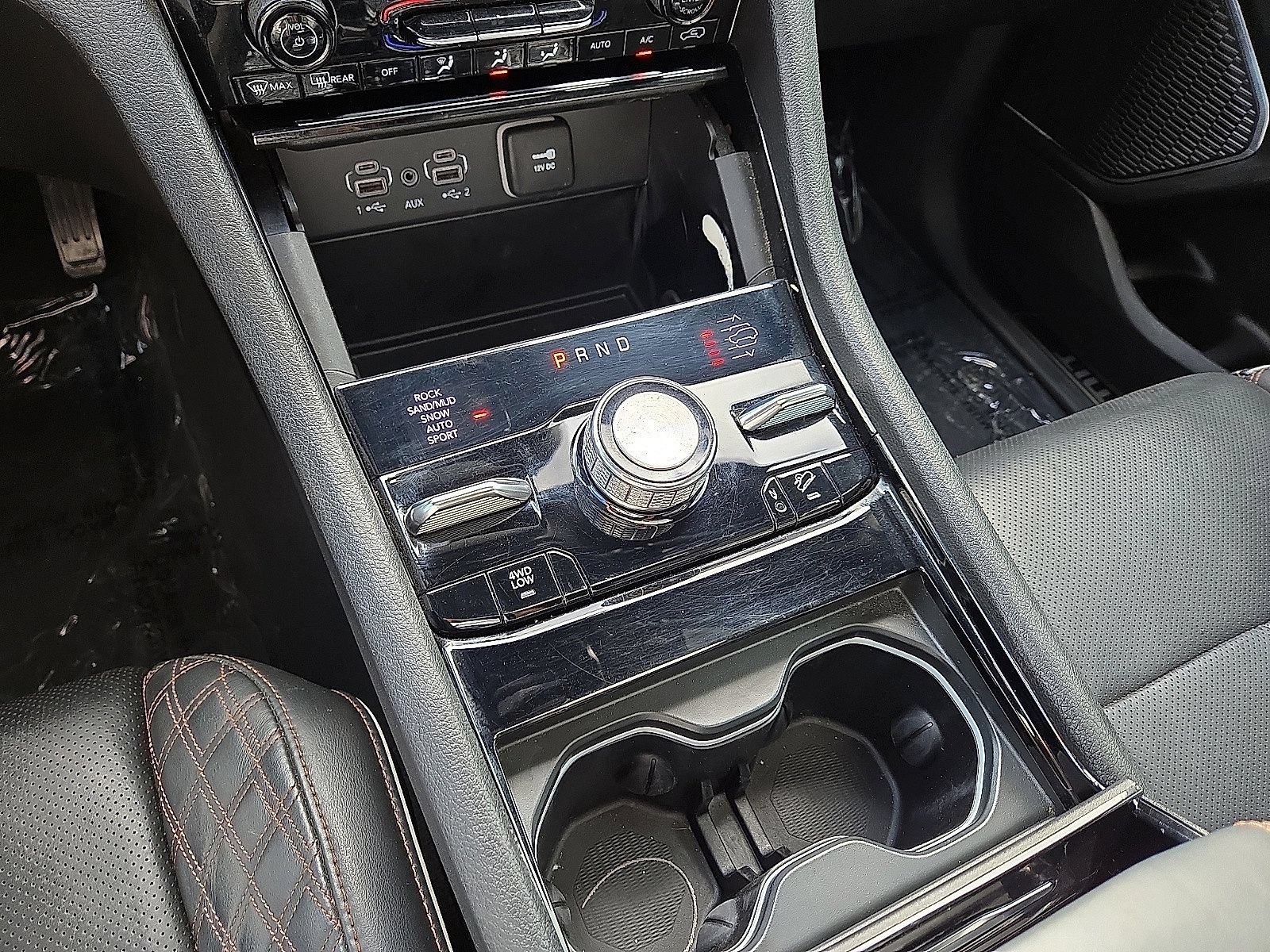 Used 2023 Jeep Grand Cherokee L Summit w/ MOPAR Finishing Package AWD/4WD image 30