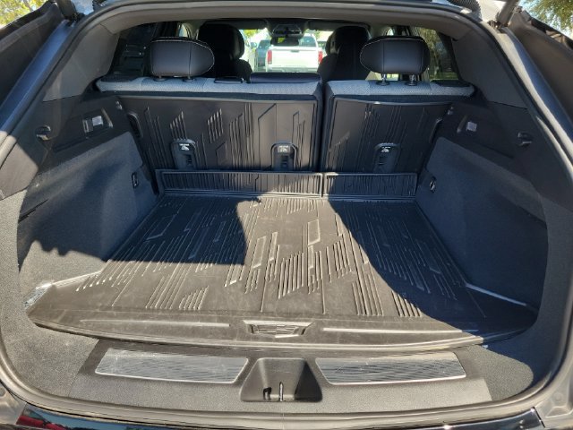 Certified 2024 Cadillac Lyriq Tech AWD/4WD image 17