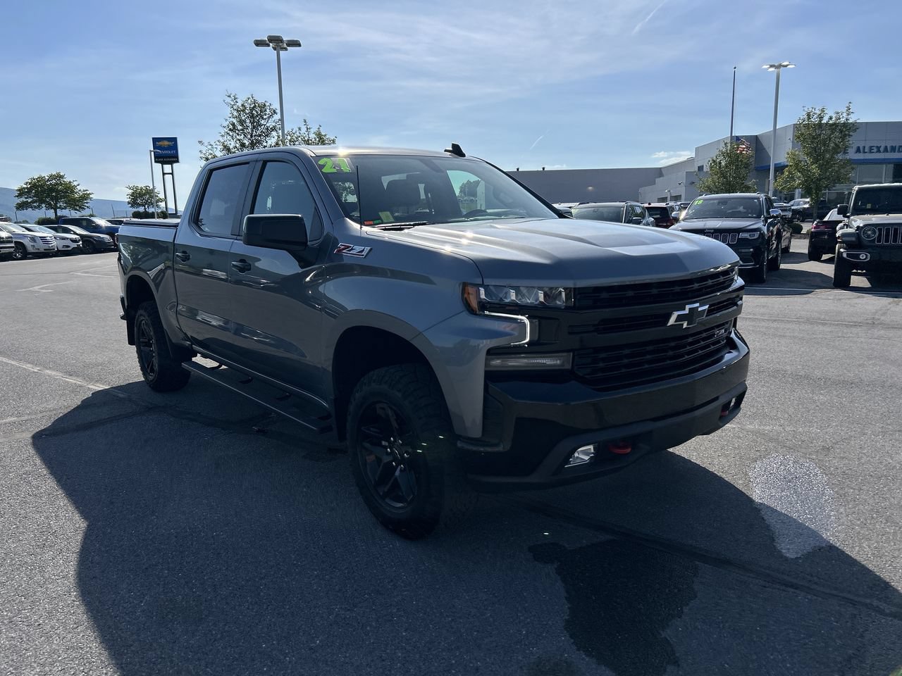 Used 2021 Chevrolet Silverado 1500 LT Trail Boss w/ Bed Protection Package AWD/4WD image 1
