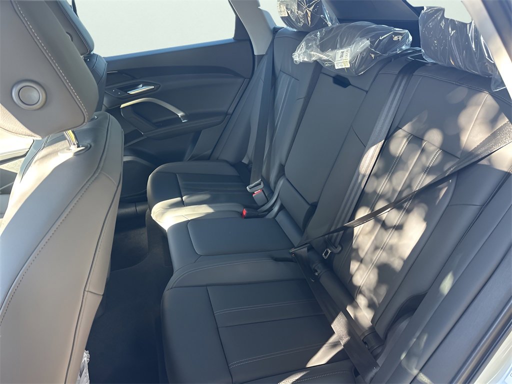 New 2025 Audi Q5 Premium image 15