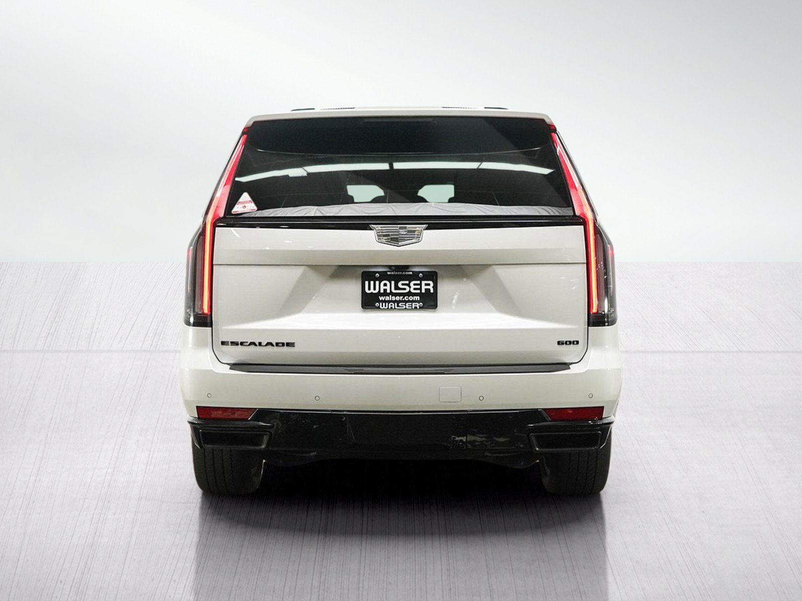 Used 2023 Cadillac Escalade ESV Sport Platinum w/ LPO, ONYX Package AWD/4WD image 4