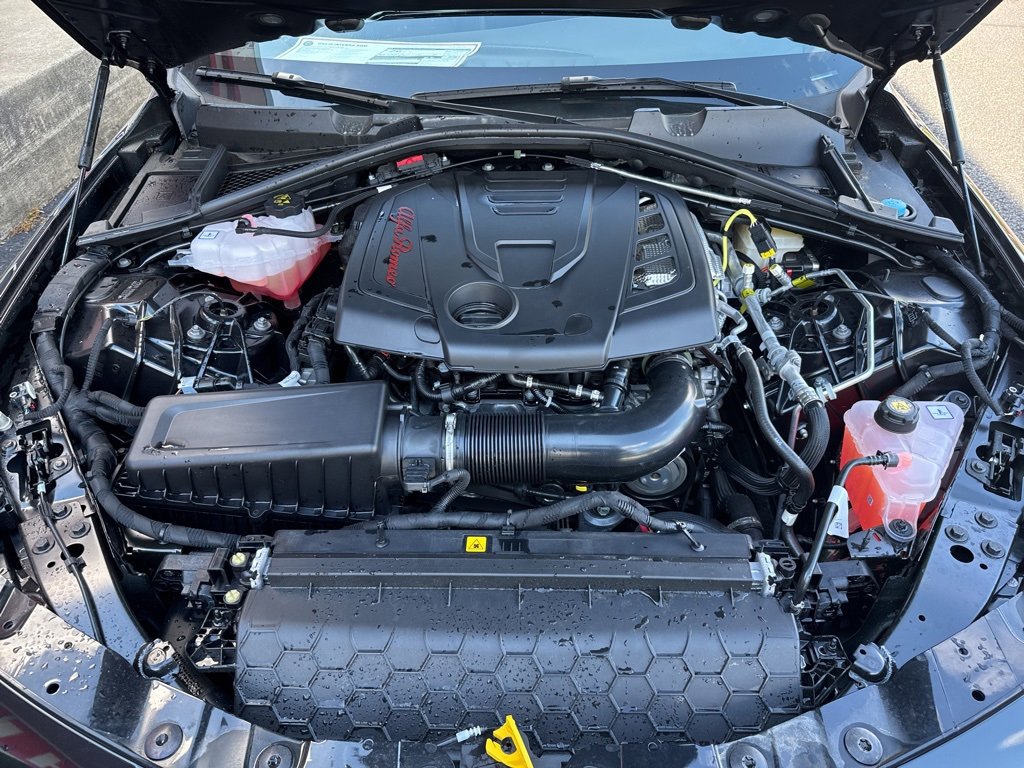 New 2025 Alfa Romeo Giulia AWD w/ Driving Assist Package image 26