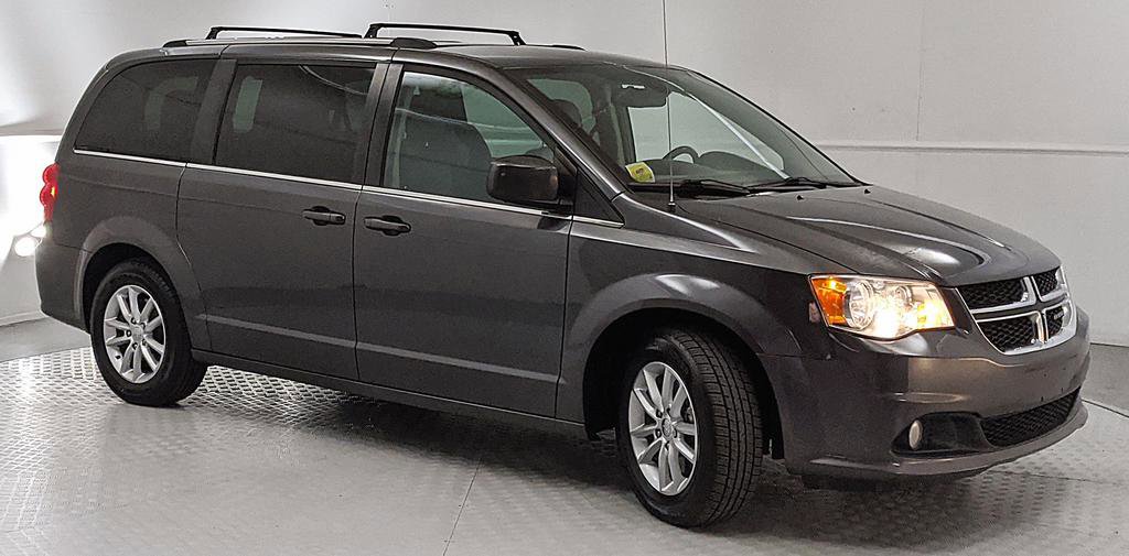 Used 2019 Dodge Grand Caravan SXT FWD image 1