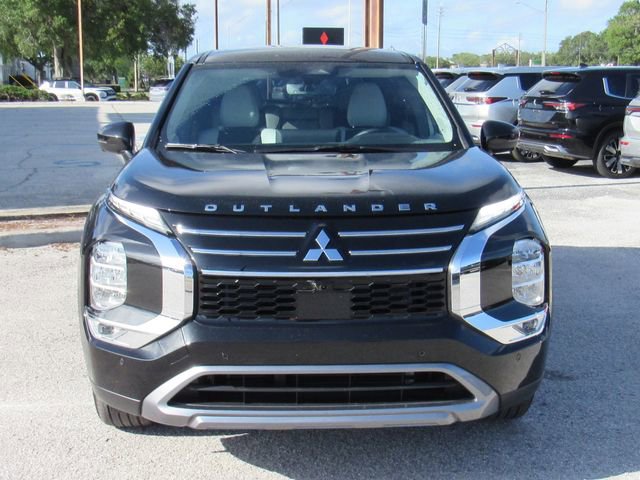 Used 2025 Mitsubishi Outlander SE FWD image 9