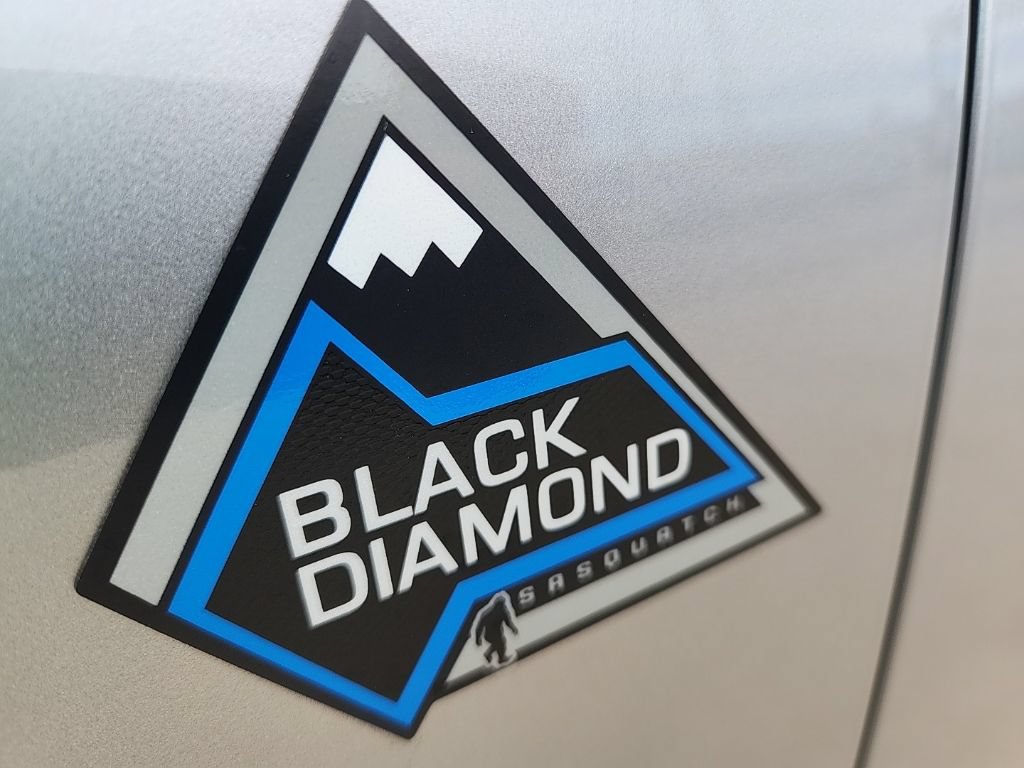 Used 2024 Ford Bronco Black Diamond w/ Sasquatch Package AWD/4WD image 11