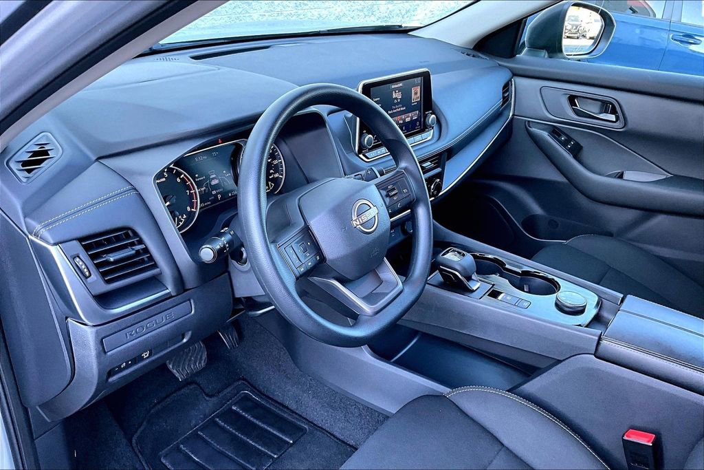 Certified 2025 Nissan Rogue S image 14