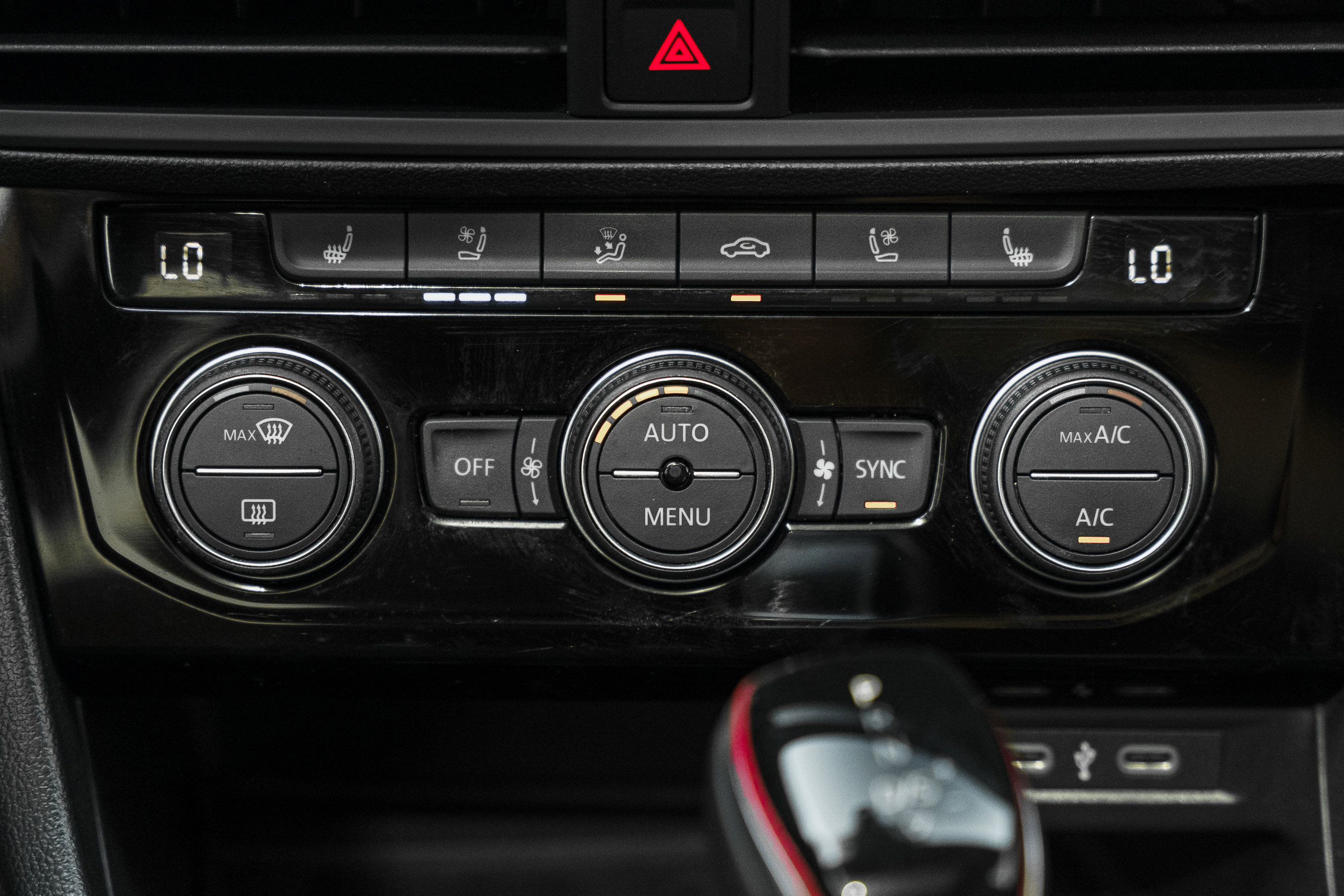 Used 2024 Volkswagen Jetta GLI Autobahn image 12