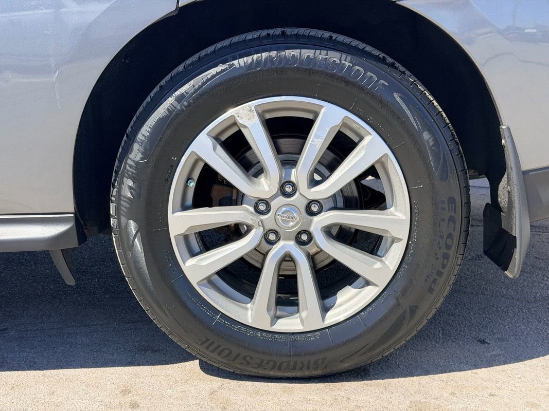 Used 2016 Nissan Pathfinder S image 30