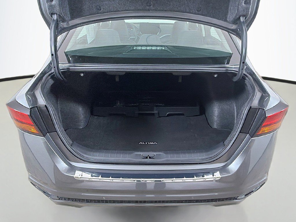Used 2023 Nissan Altima 2.5 SL FWD image 16