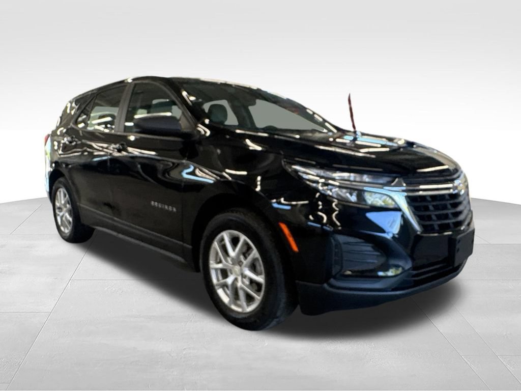 Used 2024 Chevrolet Equinox LS w/ LPO, Floor Liner Package FWD image 29