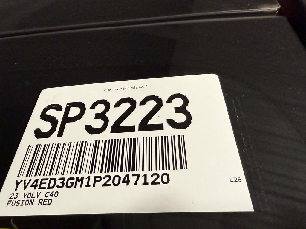 Used 2023 Volvo C40 P8 Recharge Ultimate AWD/4WD image 6