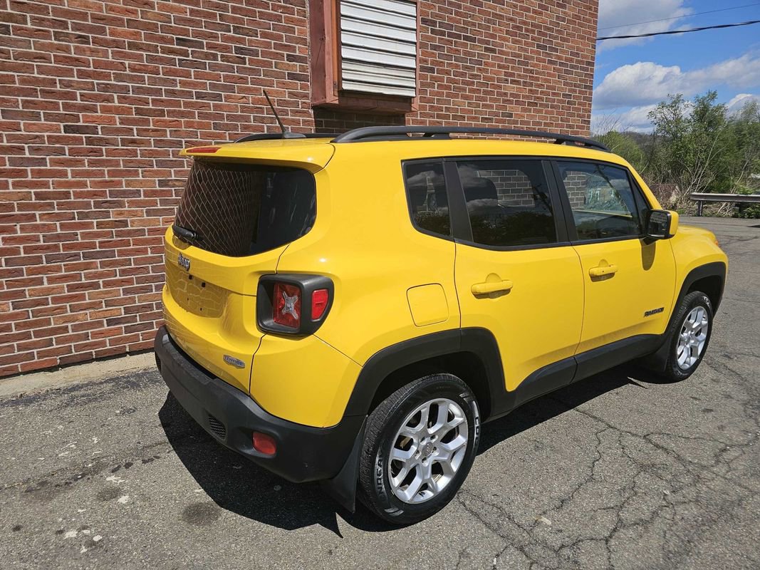 Used 2015 Jeep Renegade Latitude w/ Popular Equipment Group AWD/4WD image 14