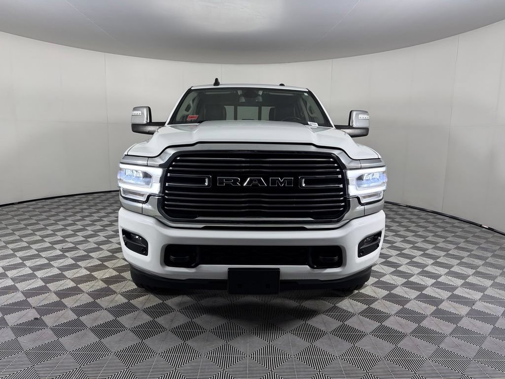 Used 2024 RAM 2500 Laramie AWD/4WD image 2