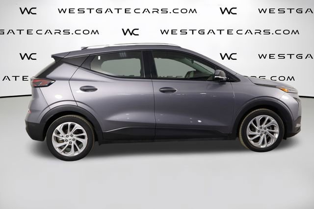 Used 2022 Chevrolet Bolt EUV LT w/ Driver Confidence Package image 41