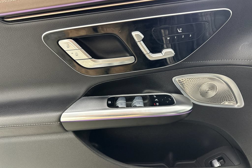 Certified 2023 Mercedes-Benz EQE 500 4MATIC Sedan image 13
