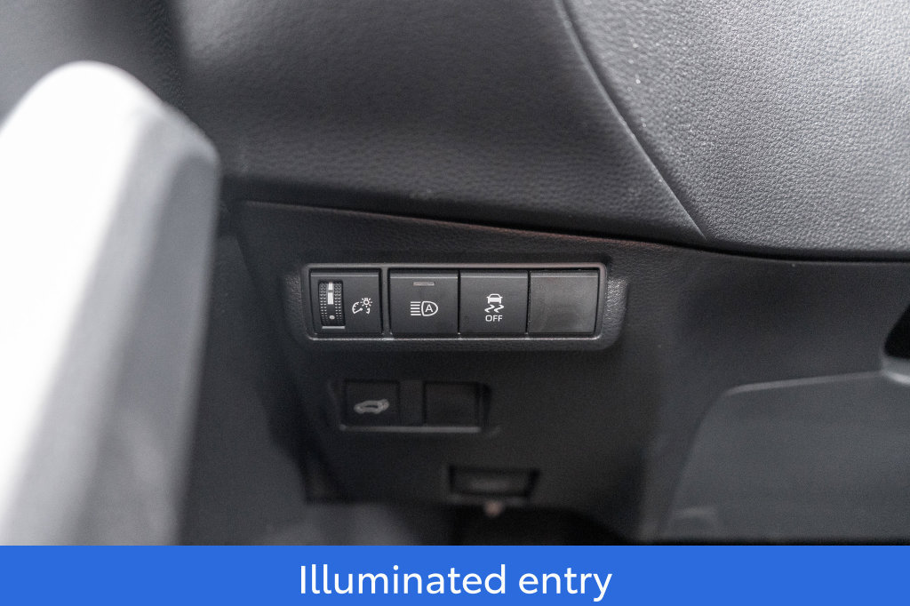 Used 2026 Toyota Corolla Cross XLE w/ Convenience Package AWD/4WD image 21