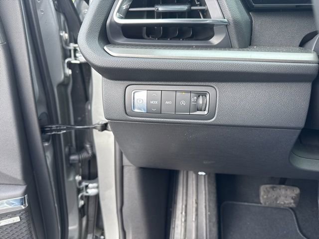 New 2026 Chevrolet Traverse LT w/ Enhanced Driving Package AWD/4WD image 17