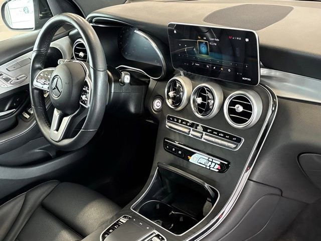 Certified 2022 Mercedes-Benz GLC 300 GLC 300 image 24