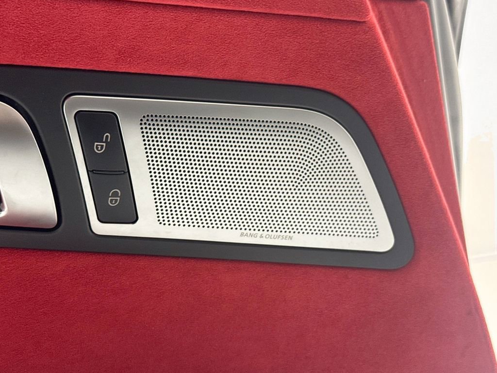 Used 2011 Mercedes-Benz SLS AMG Coupe image 19