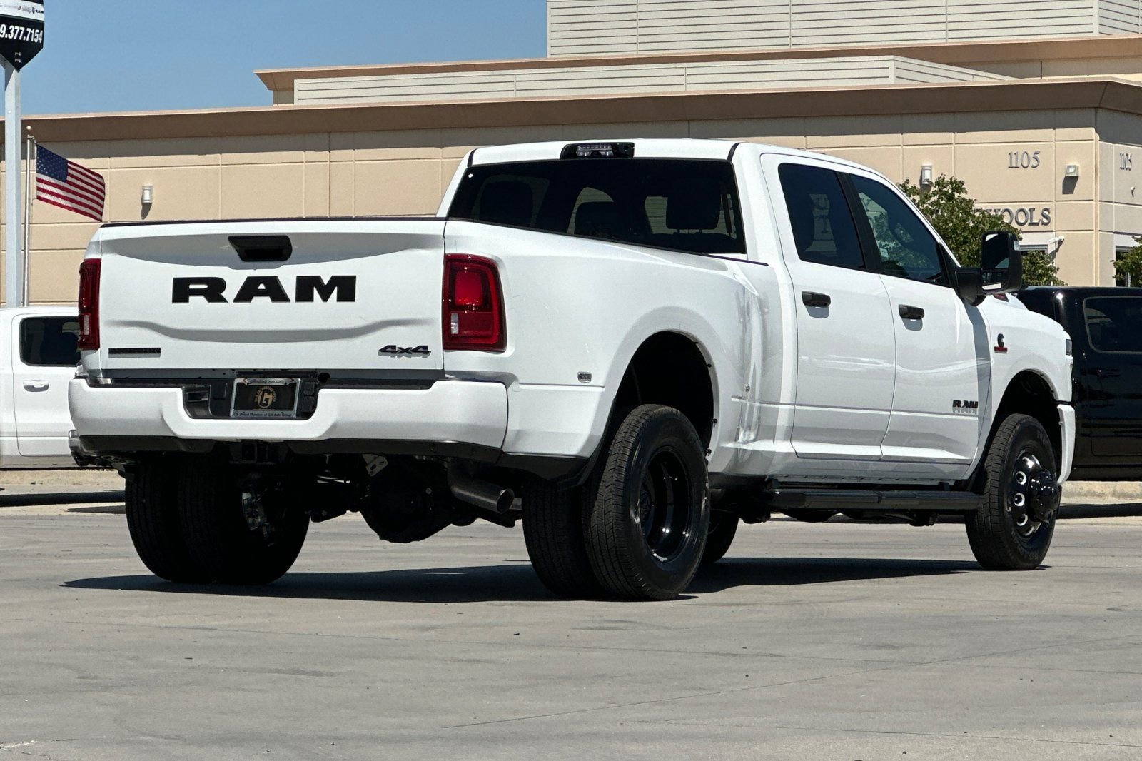 New 2026 RAM 3500 Big Horn AWD/4WD image 6