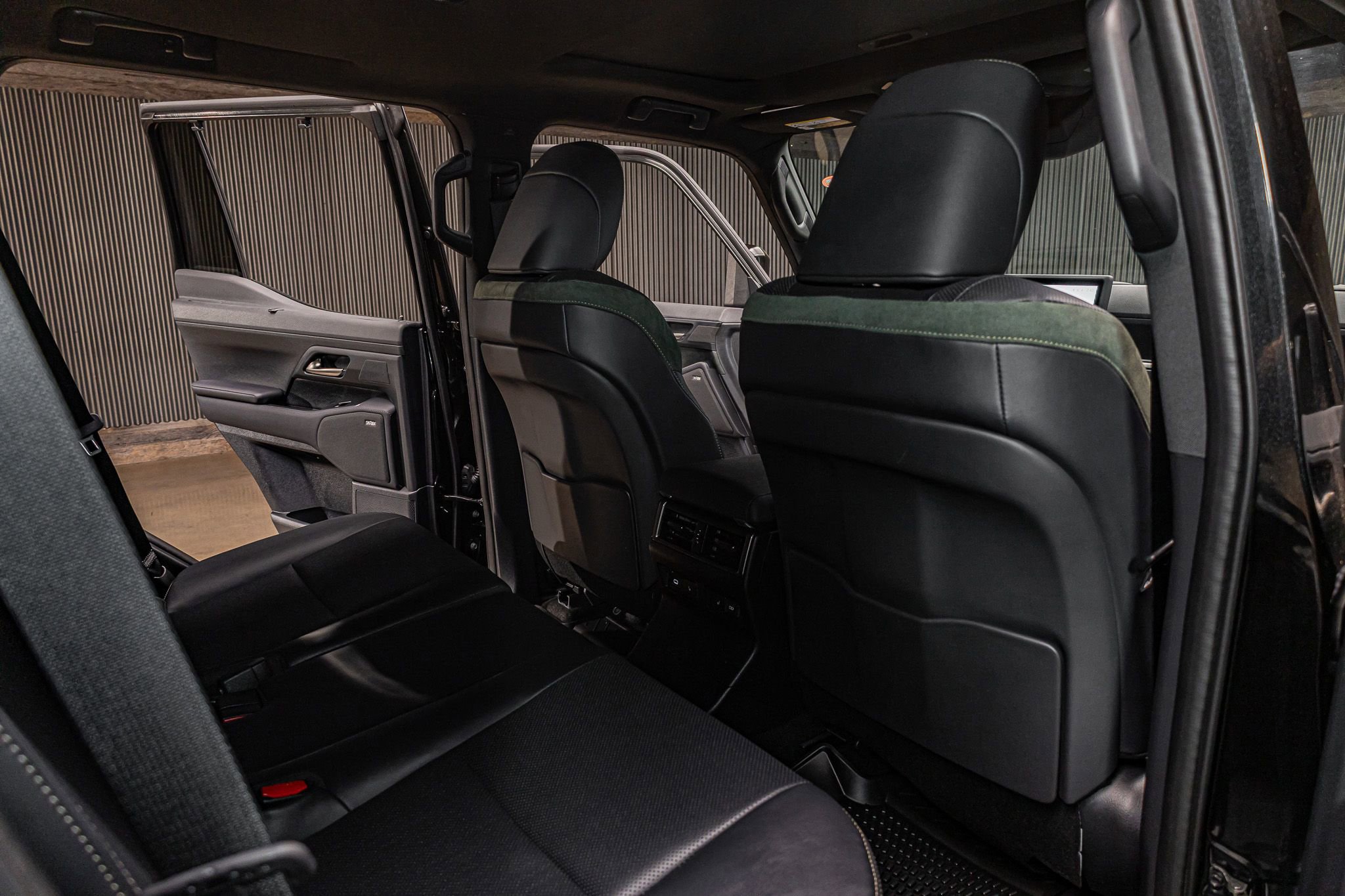 Used 2025 Lexus GX 550 AWD/4WD image 26