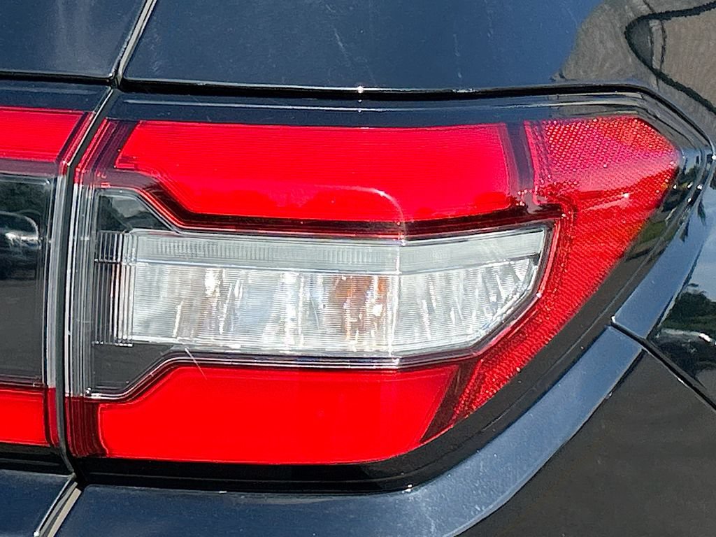 Used 2023 Honda Pilot Elite image 11