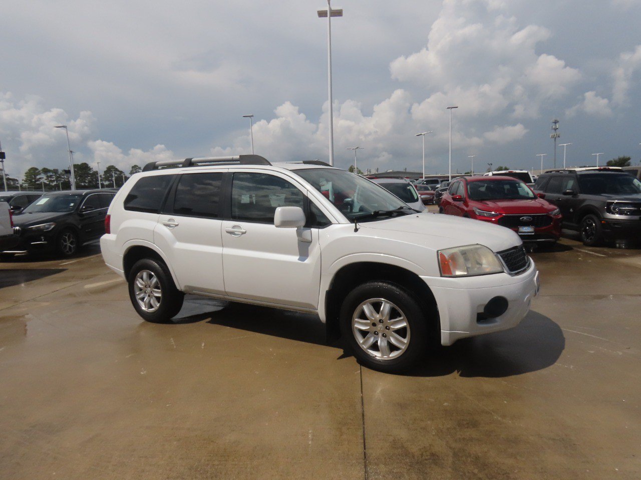 Used 2011 Mitsubishi Endeavor LS FWD image 7