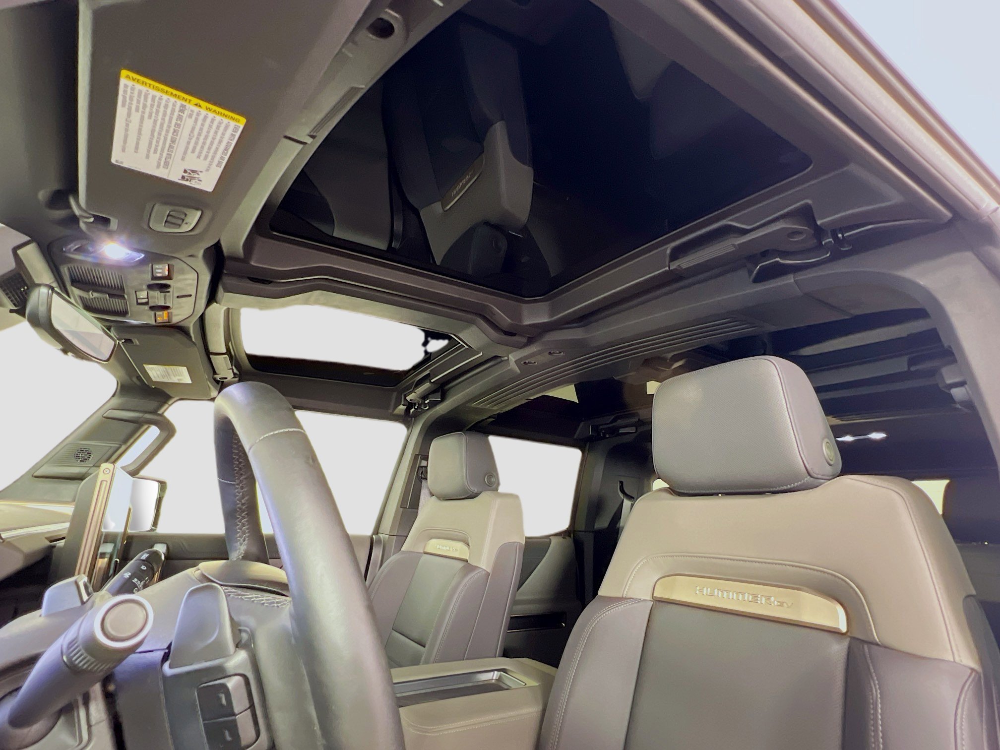 Used 2024 GMC Hummer EV 2X w/ LPO, Illumination Package image 23