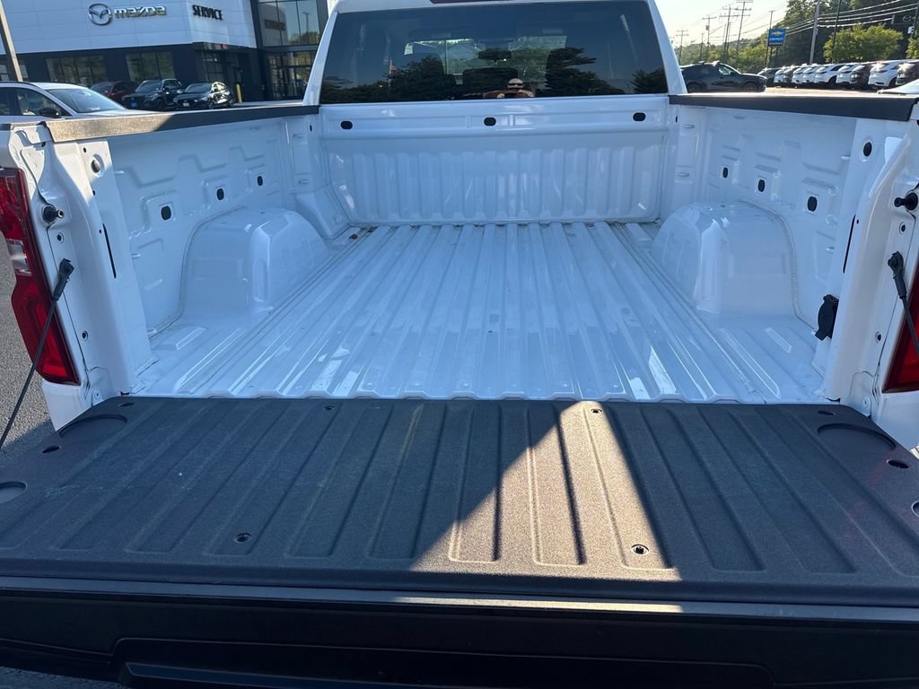 Used 2025 Chevrolet Silverado 1500 RST AWD/4WD image 13