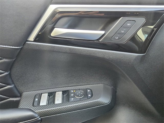 Used 2025 Mitsubishi Outlander SEL image 28