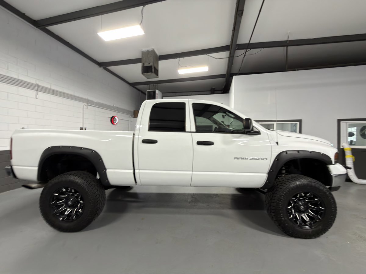 Used 2005 Dodge Ram 2500 Truck SLT w/ Trailer Tow Group AWD/4WD image 4