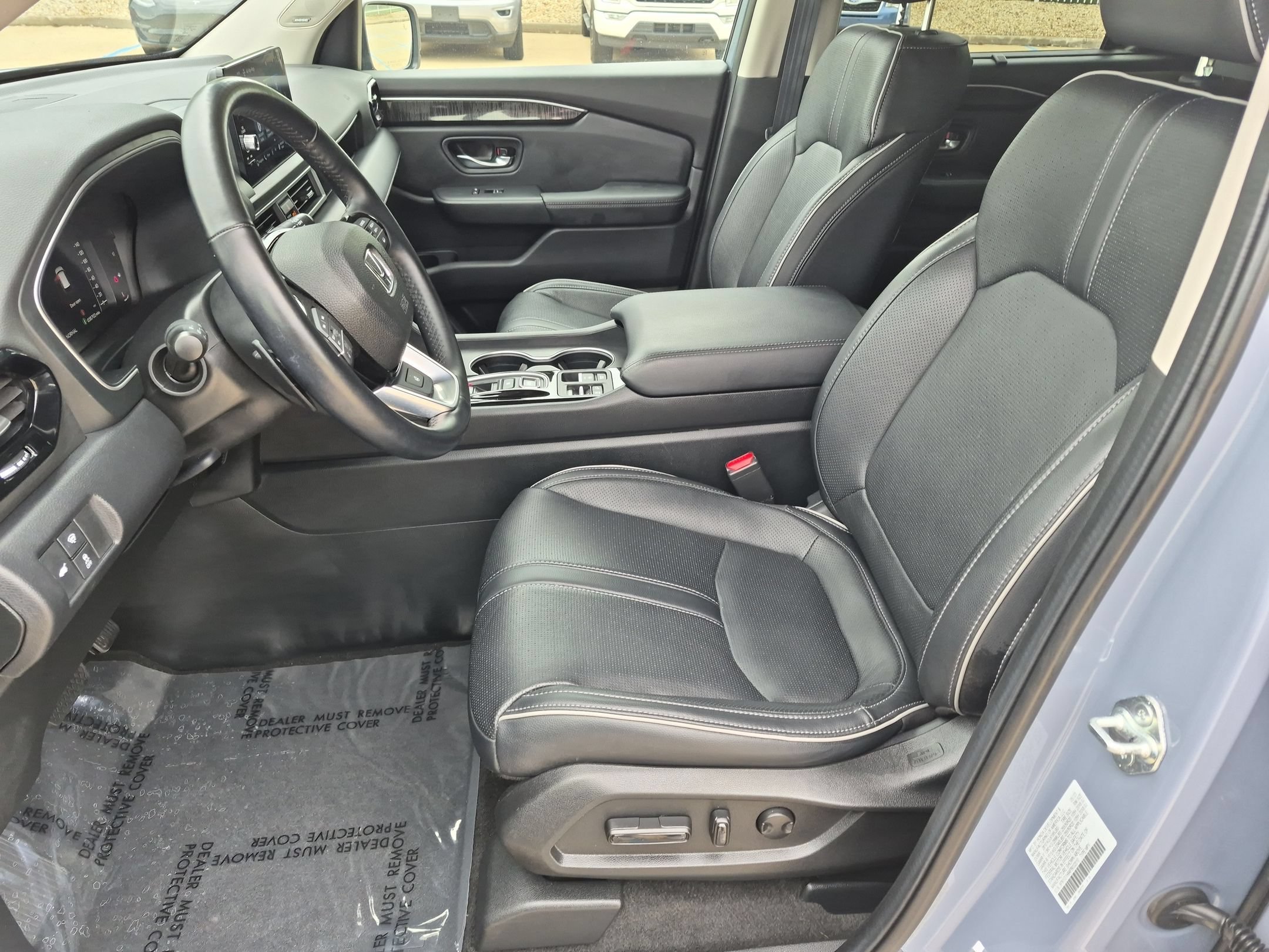 Used 2023 Honda Pilot Elite image 11