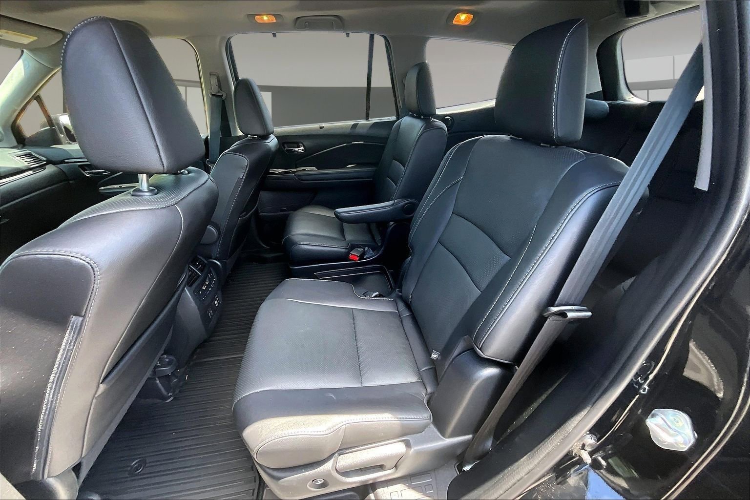 Used 2021 Honda Pilot Elite image 22