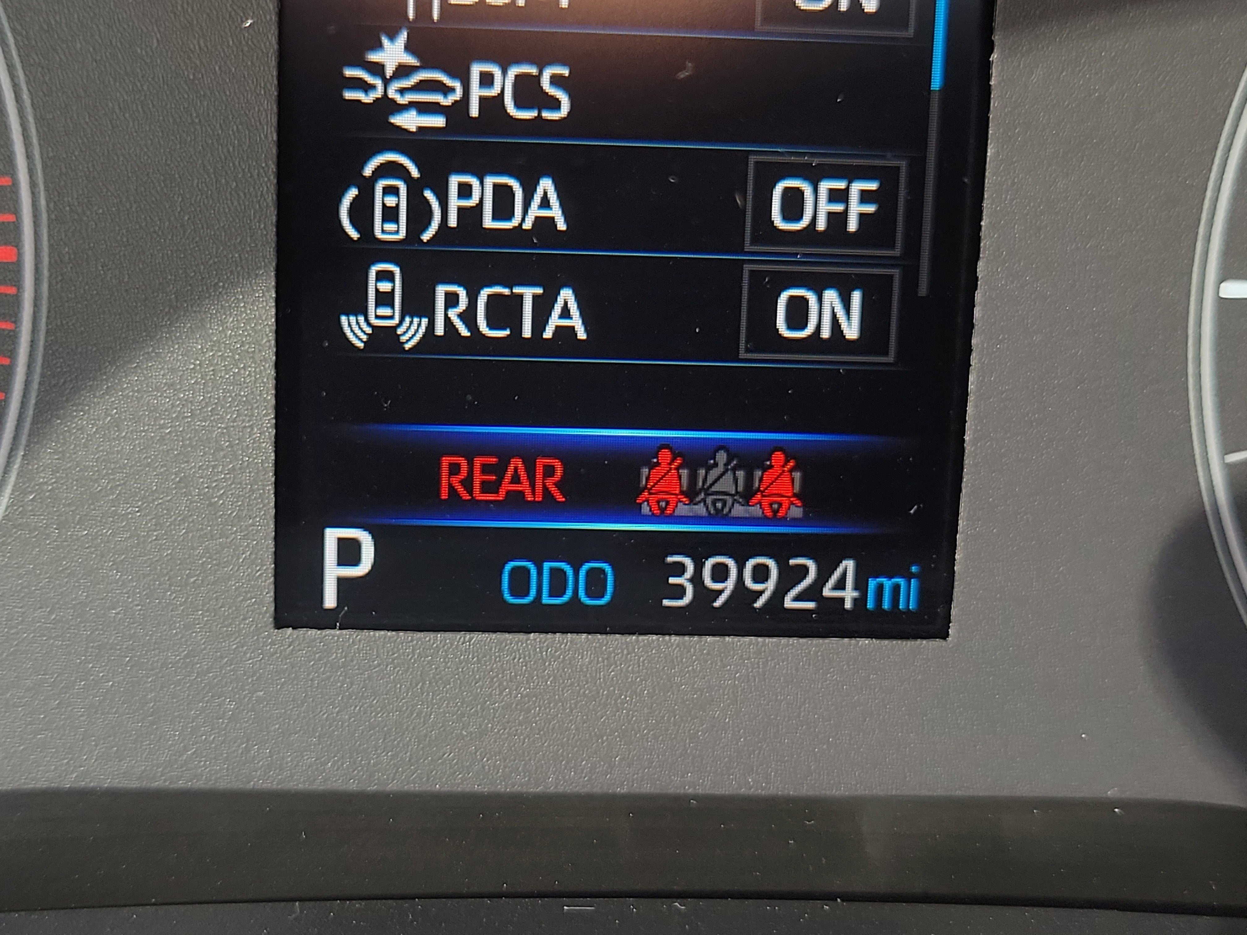 Used 2023 Toyota Corolla LE w/ LE Premium Package image 29