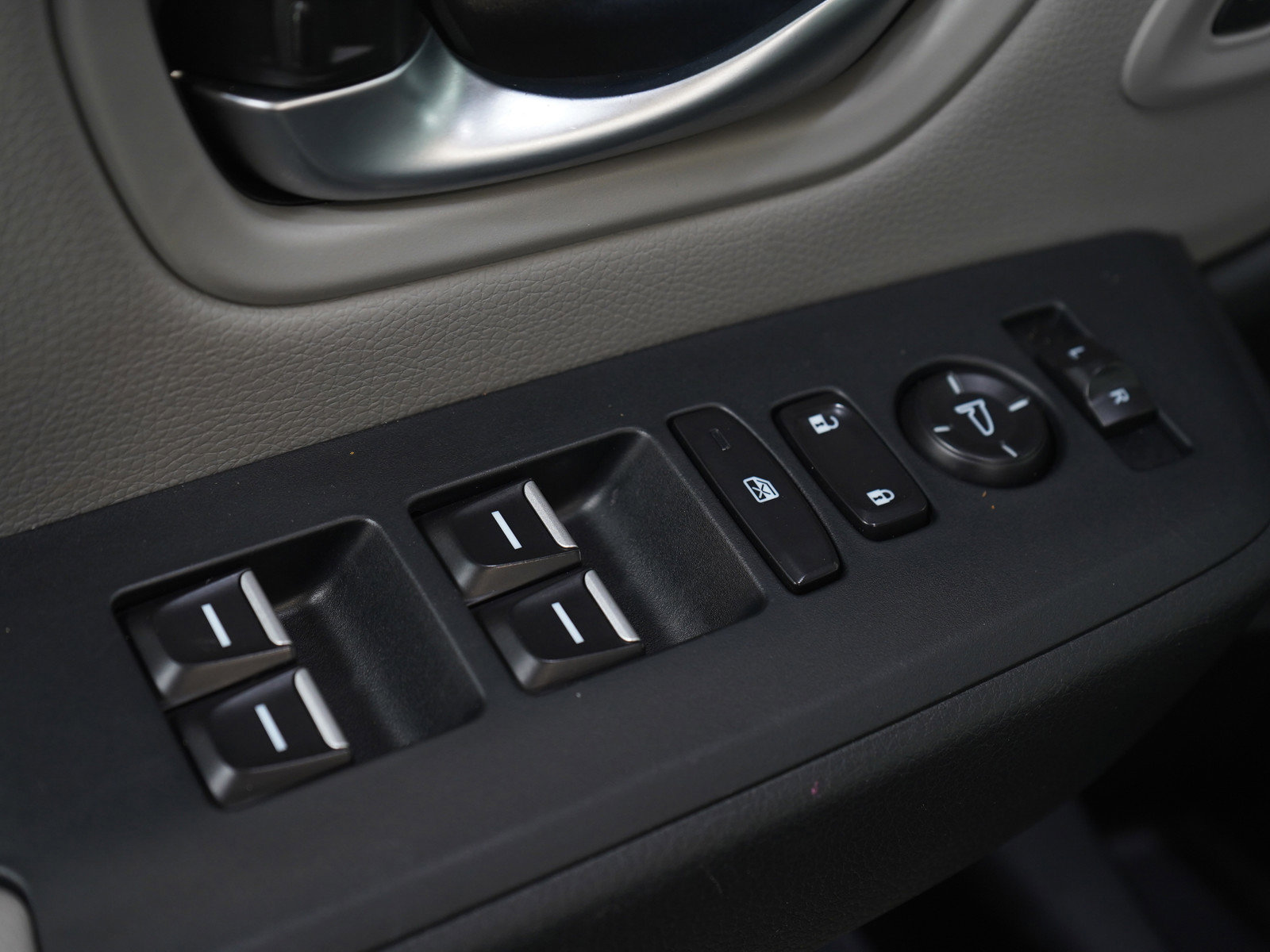 Used 2024 Honda Pilot Touring image 25